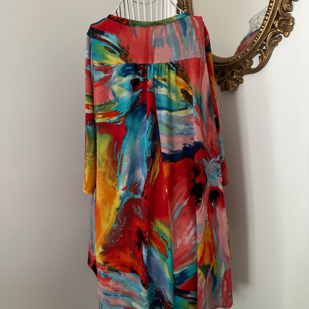 🧡🩵Multi colored top🩵🧡 - Picture 3 of 3